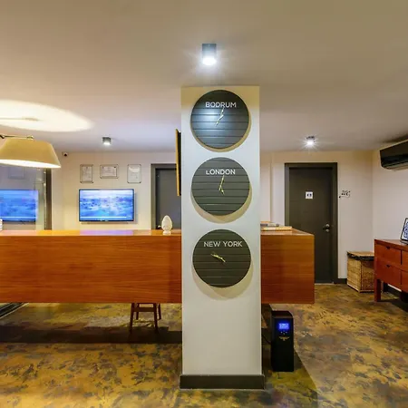 Senses - Adults Only Αλικαρνασσός